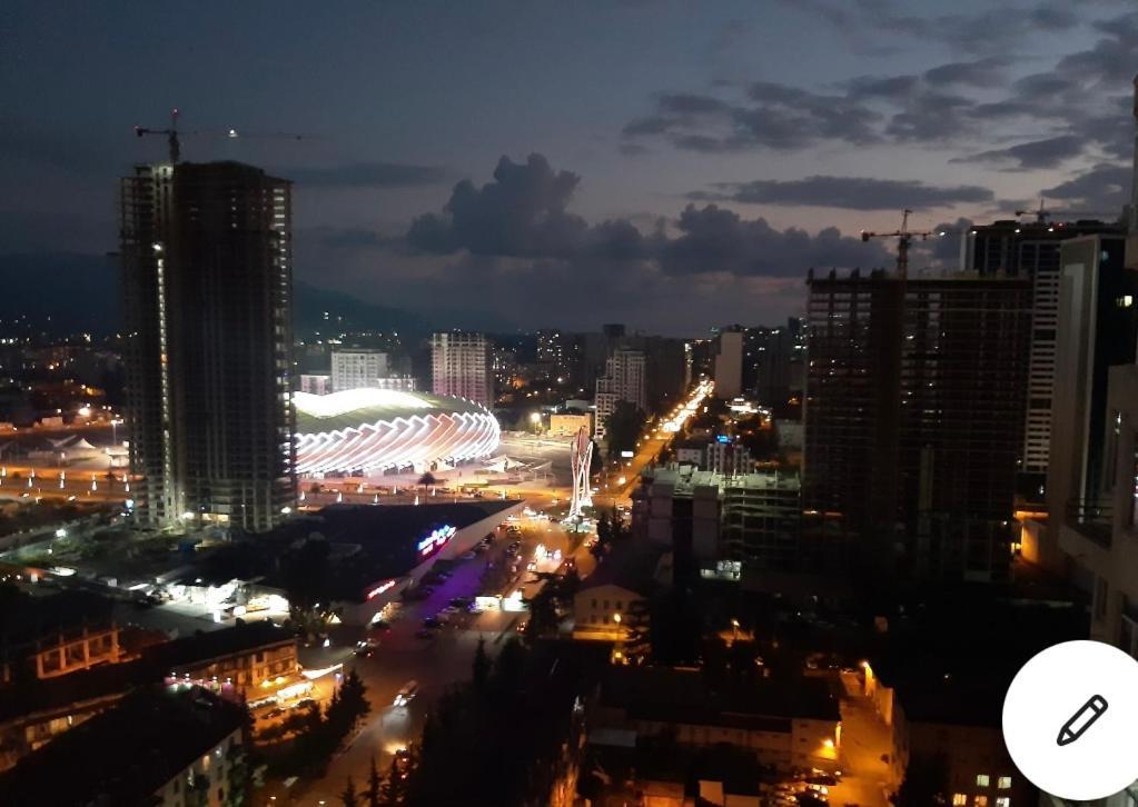 Bn Apartmen'T Apartment บาทูมิ ภายนอก รูปภาพ
